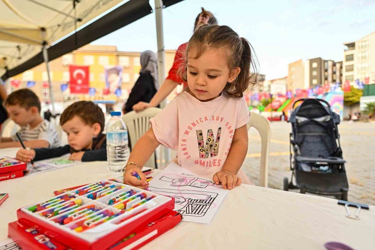 BURSA BÜYÜKŞEHİR BELEDİYESİ, YAZ BOYUNCA 7’DEN 70’E BURSALILARI KÜLTÜR, SANAT VE EĞLENCE İLE...
