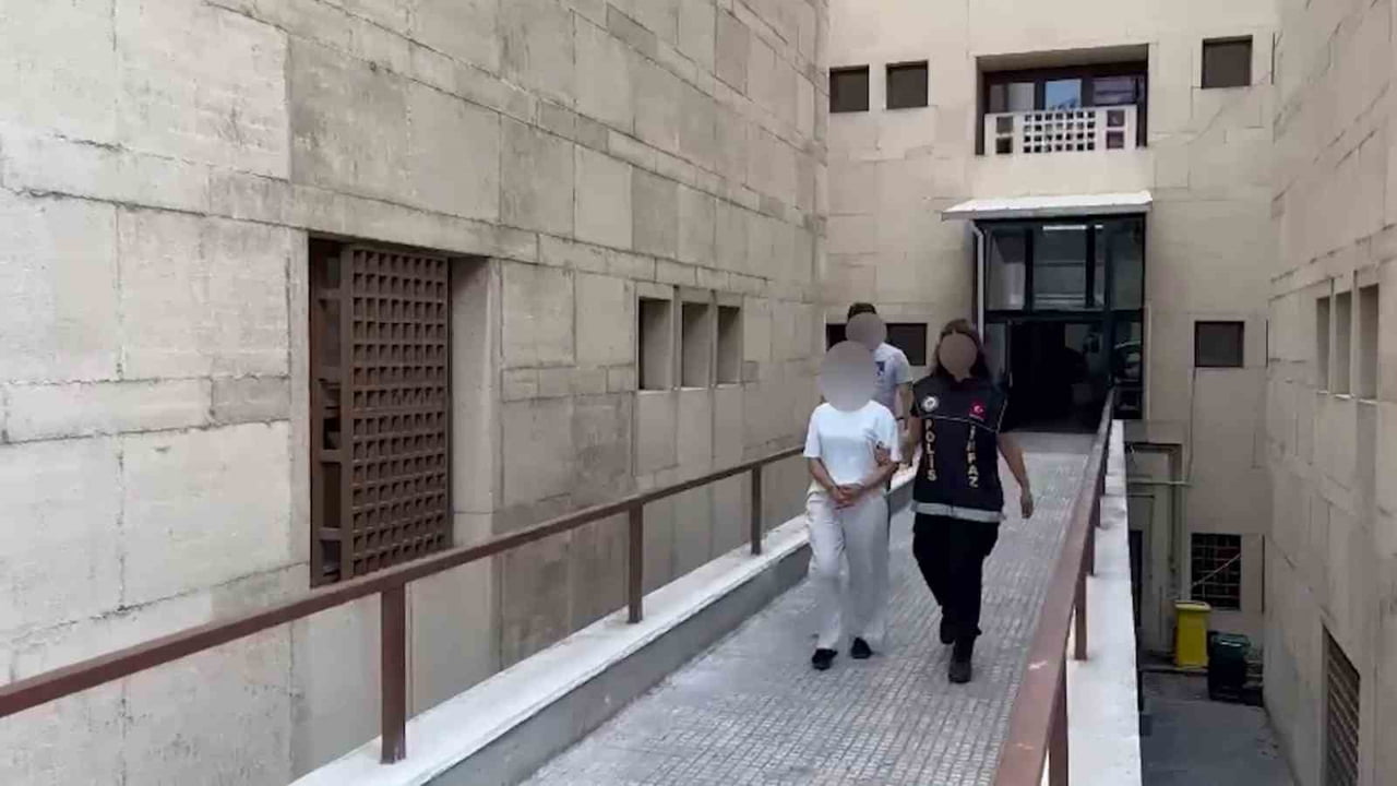 BURSA’DA ARANAN ŞAHISLARIN YAKALANMASINA YÖNELİK DÜZENLENEN OPERASYONLARDA, HAKLARINDA TOPLAM 76...
