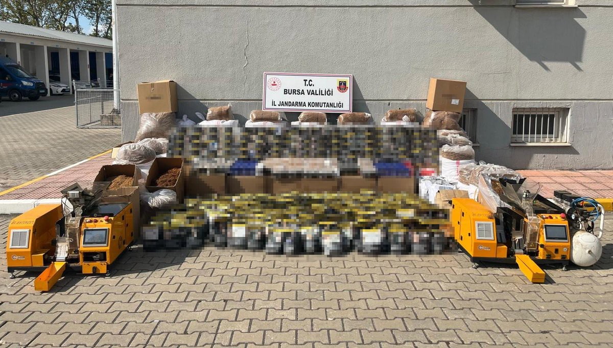 BURSA’DA JANDARMA EKİPLERİNİN KAÇAKÇILIKLA MÜCADELE KAPSAMINDA DÜZENLEDİĞİ OPERASYONDA, PİYASA...
