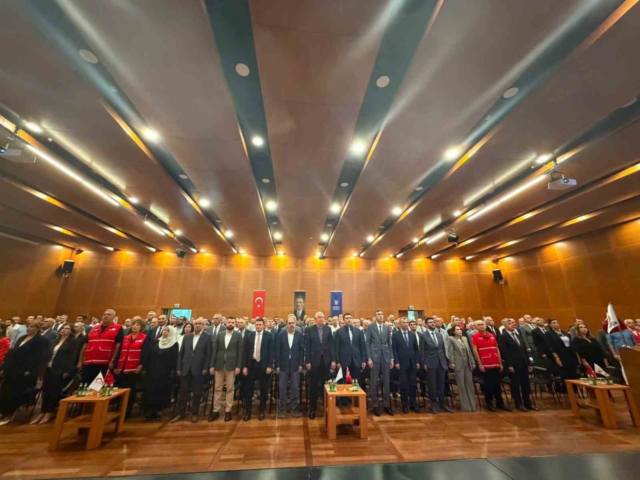BURSA’DA ÖĞRETMENLER VE VELİLER, 18 BİN 67 ÜNİTE KAN BAĞIŞIYLA BİNLERCE HAYATA UMUT OLDU