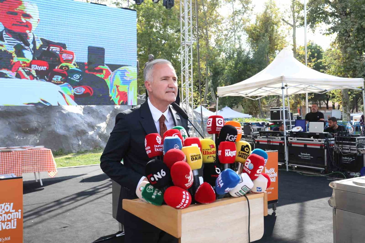 BURSA’NIN ÜRETEN İLÇESİ İNEGÖL’DE 200’Ü AŞKIN YÖRESEL LEZZETLERİN YER ALDIĞI DAMAK ÇATLATAN...