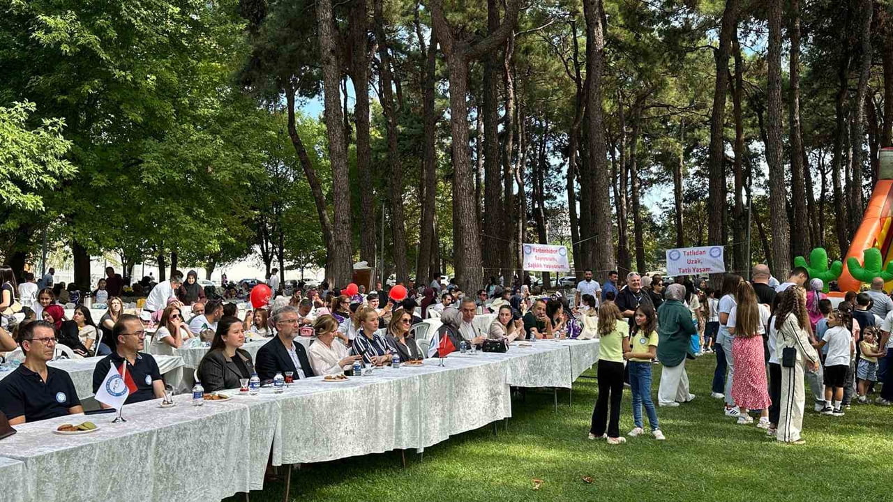 BURSA TİP 1 DİYABETLİLER DERNEĞİ TARAFINDAN BU YIL 10’UNCUSU DÜZENLENEN DİYABET ŞENLİĞİ, DİYABETLİ...