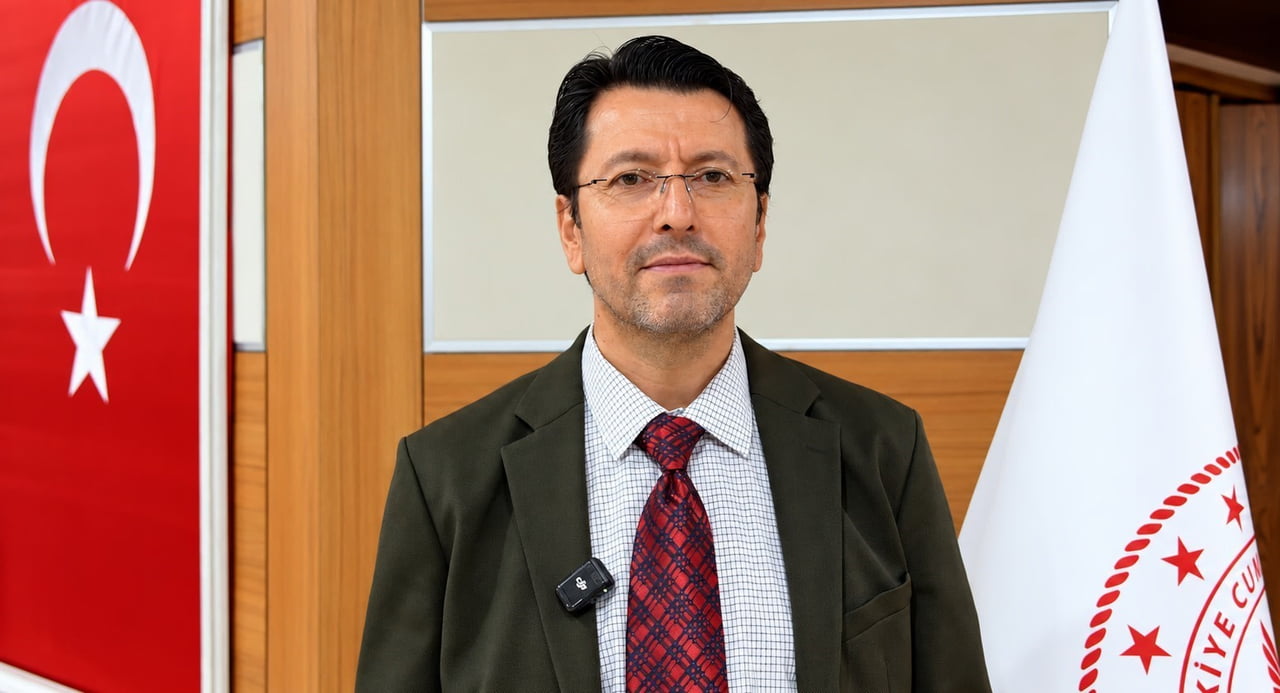BURSA YÜKSEK İHTİSAS EĞİTİM VE ARAŞTIRMA HASTANESİ ÜROLOJİ KLİNİĞİ İDARİ SORUMLUSU PROF. DR. SONER...
