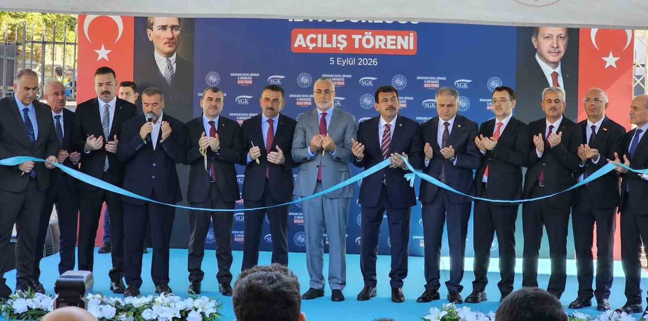 ÇALIŞMA VE SOSYAL GÜVENLİK BAKANI PROF. DR. VEDAT IŞIKHAN, ZONGULDAK SOSYAL GÜVENLİK İL MÜDÜRLÜĞÜ...