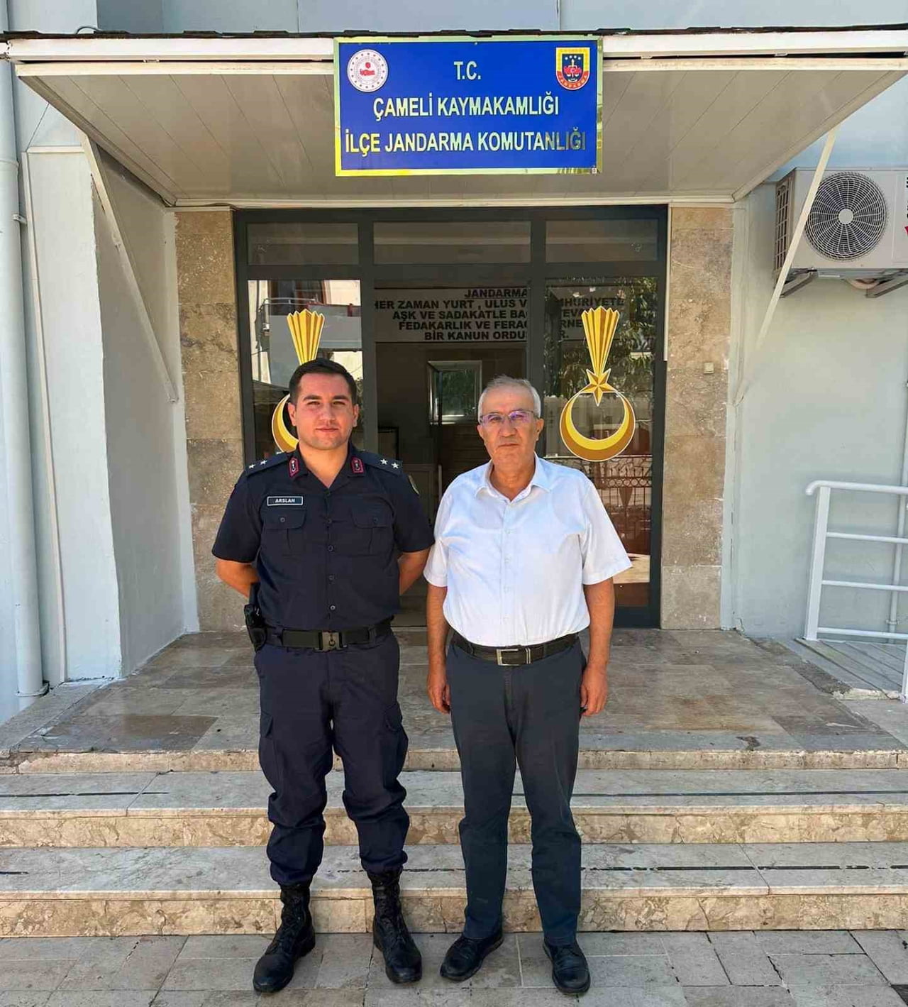 ÇAMELİ BELEDİYE BAŞKANI CENGİZ ARSLAN, TEĞMEN RÜTBESİNDEN ÜSTEĞMENLİĞE TERFİ EDEN ÇAMELİ İLÇE...