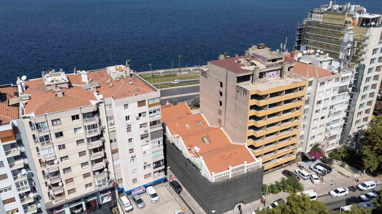 ÇATIDAN DUVARLARA, TAVANDAN ZEMİNE KADAR KAPSAMLI BAKIM VE ONARIMDAN GEÇİRİLEN YAPININ YIL SONUNA...