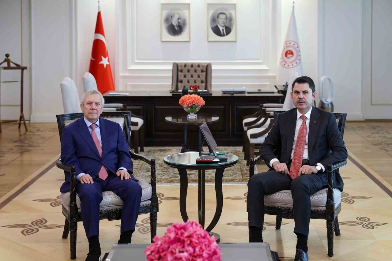 ÇEVRE, ŞEHİRCİLİK VE İKLİM DEĞİŞİKLİĞİ BAKANI MURAT KURUM, FENERBAHÇE SPOR KULÜBÜ BAŞKANI AZİZ...