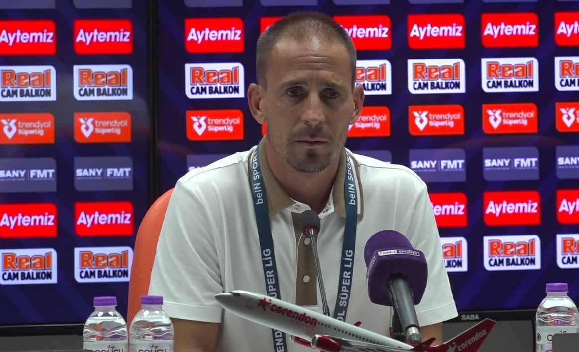 CORENDON ALANYASPOR TEKNİK DİREKTÖRÜ JOAO PEREİRA
