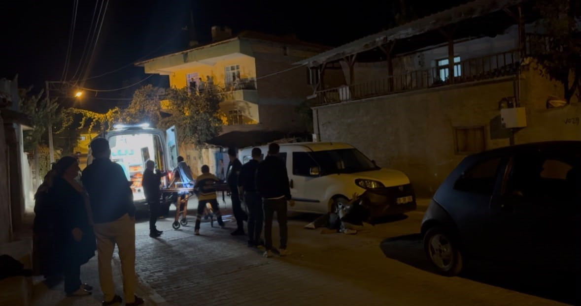 ÇORUM'UN SUNGURLU İLÇESİNDE İKİ ARKADAŞ ARASINDA ÇIKAN TARTIŞMANIN BIÇAKLI KAVGAYA DÖNÜŞMESİ...
