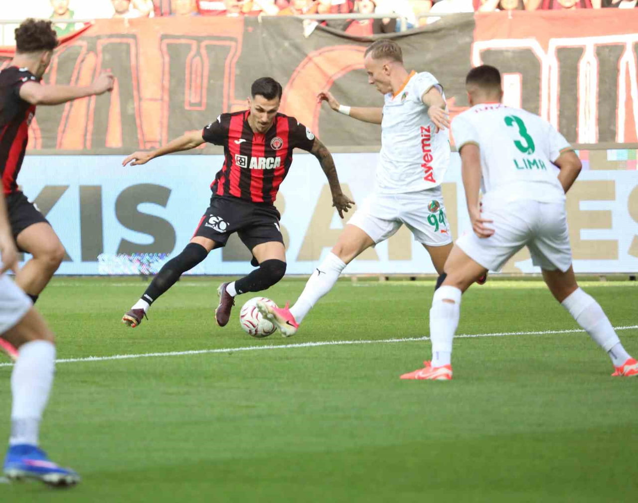 ÇORUM FK, TRENDYOL SÜPER LİG’İN 6. HAFTASINDA EVİNDE CORENDON ALANYASPOR İLE KARŞI KARŞIYA...