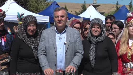 Çubuk’ta Turşu Festivali, ilk gününde renkli görüntülere sahne oldu