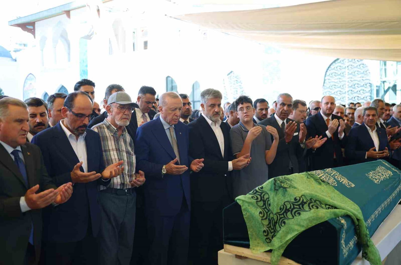 CUMHURBAŞKANI RECEP TAYYİP ERDOĞAN, AK PARTİ MİLLETVEKİLİ ABDULKADİR EMİN ÖNEN'İN KIZI FATMA ZEHRA...