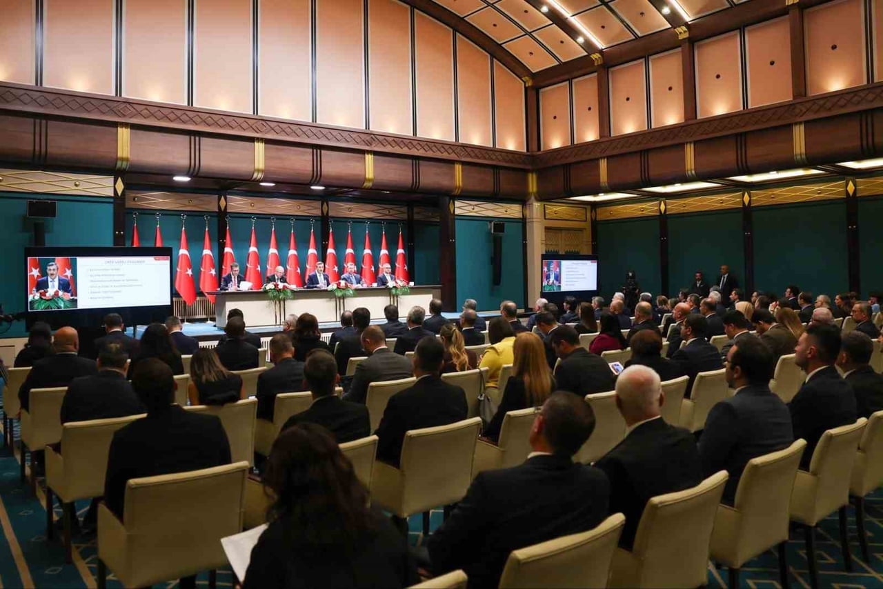 CUMHURBAŞKANI YARDIMCISI CEVDET YILMAZ, 2027-2029 DÖNEMİNİ KAPSAYAN ORTA VADELİ PROGRAMI (OVP)...