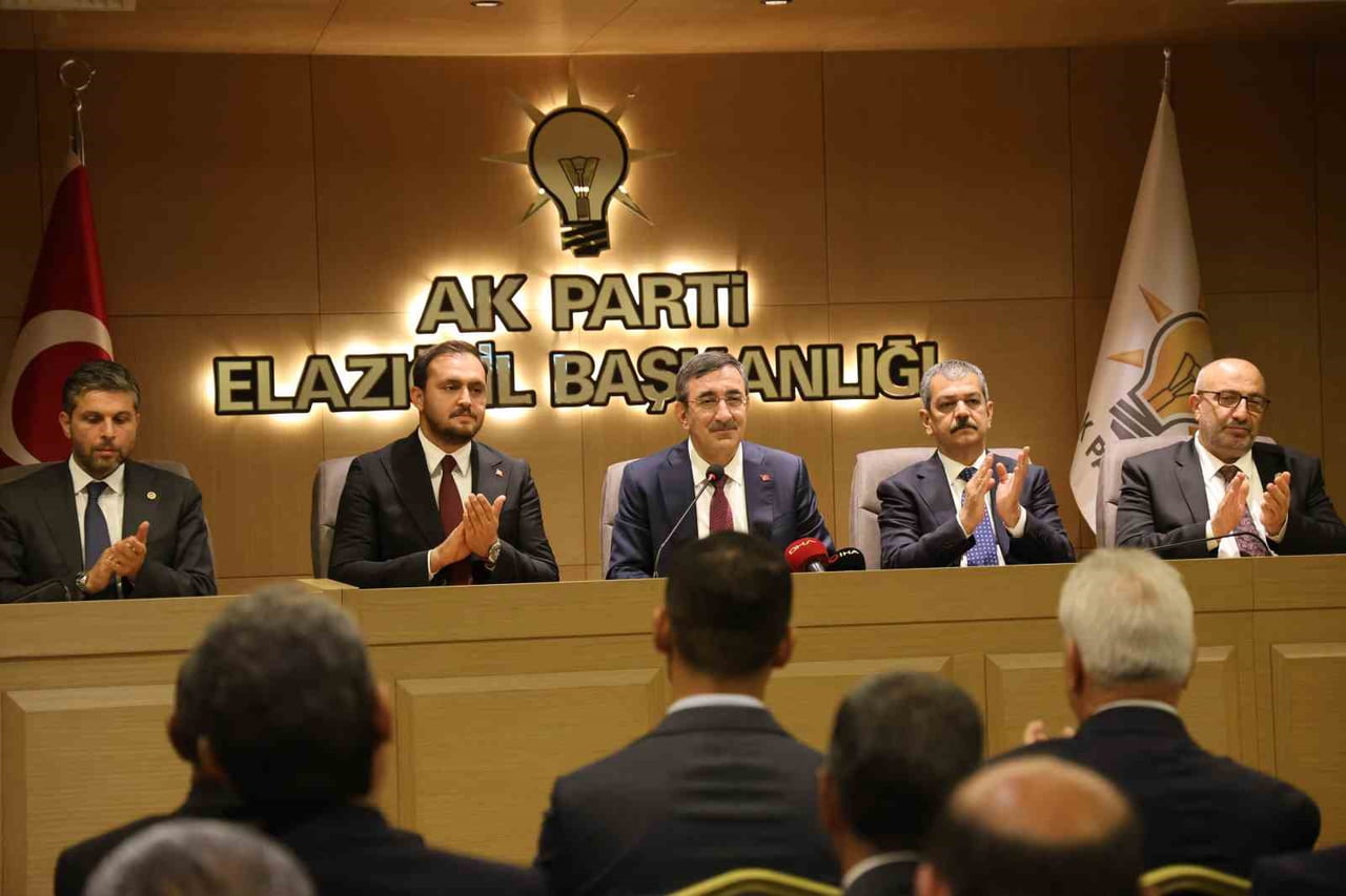 CUMHURBAŞKANI YARDIMCISI YILMAZ: “ NETANYAHU HÜKÜMETİNİN TÜRKİYE CUMHURİYETİ'NE LAF SÖYLEMESİNİN...