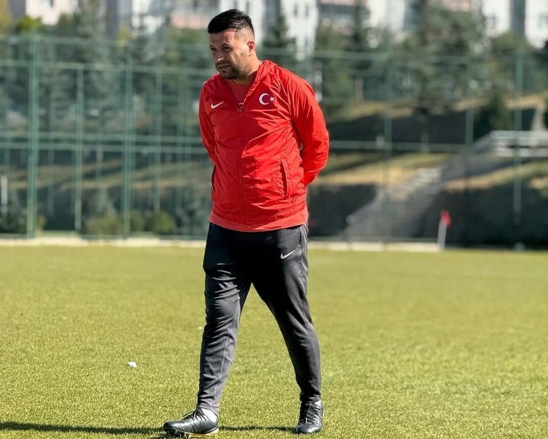 DADAŞLARIN BAL TEMSİLCİSİ ERZURUM BÜYÜKŞEHİR BELEDİYESPOR, TEKNİK DİREKTÖRLÜK GÖREVİNE YUNUS EMRE...
