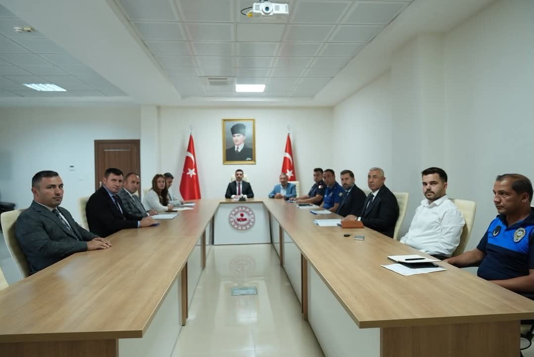 DARENDE'DE ÇOCUK, KADIN VE BAĞIMLILIKLA MÜCADELE TOPLANTISI YAPILDI