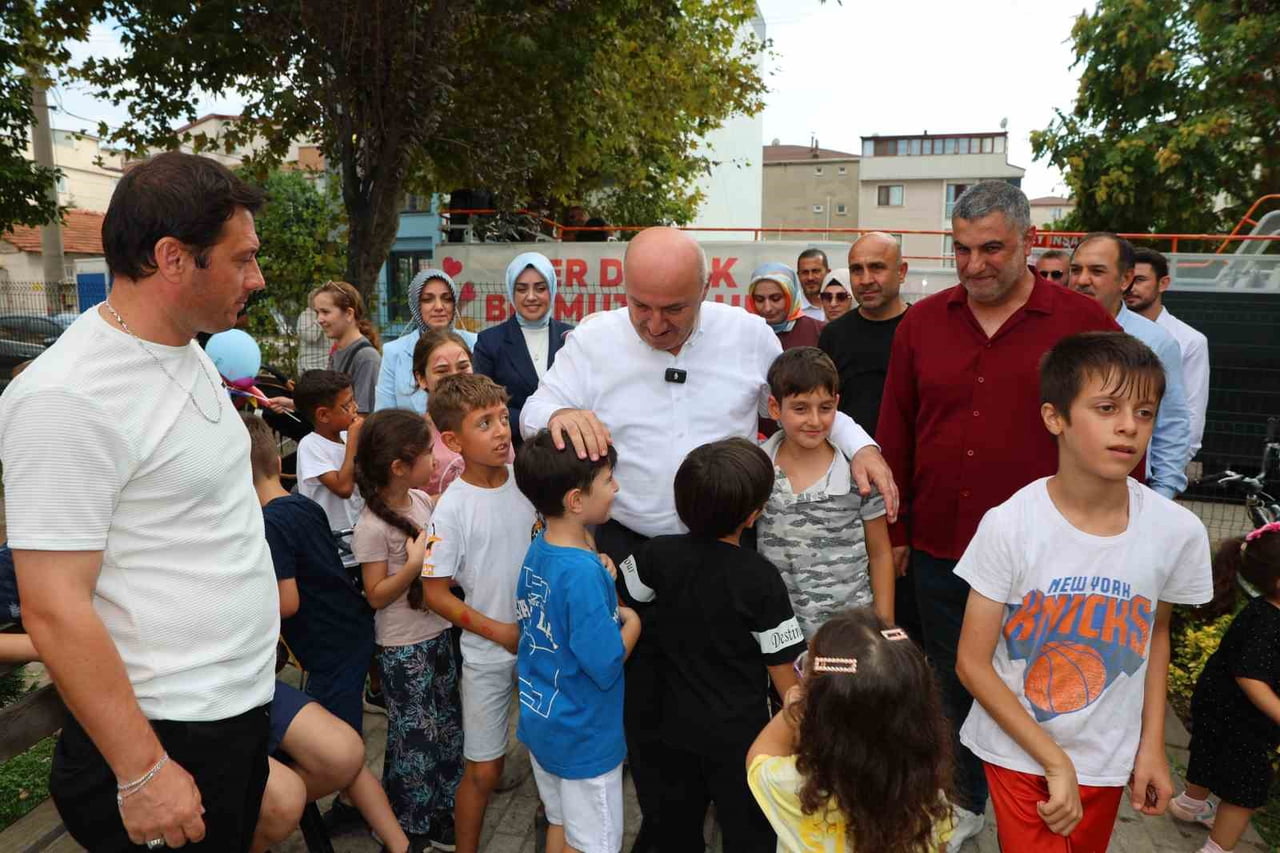 DARICA'DA BELEDİYE TARAFINDAN YAZ DÖNEMİ BOYUNCA HER HAFTA FARKLI BİR MAHALLEDE DÜZENLENEN "BİR...