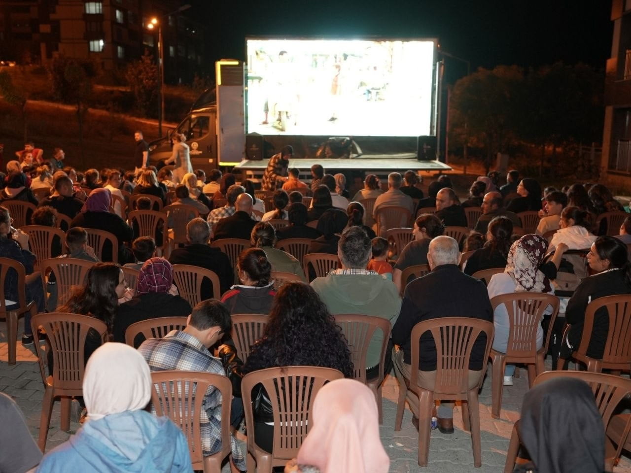 DENİZLİ BÜYÜKŞEHİR BELEDİYESİ’NİN VATANDAŞLARI SOSYAL HAYATLA BULUŞTURAN VE GELENEKSEL AÇIK HAVA...