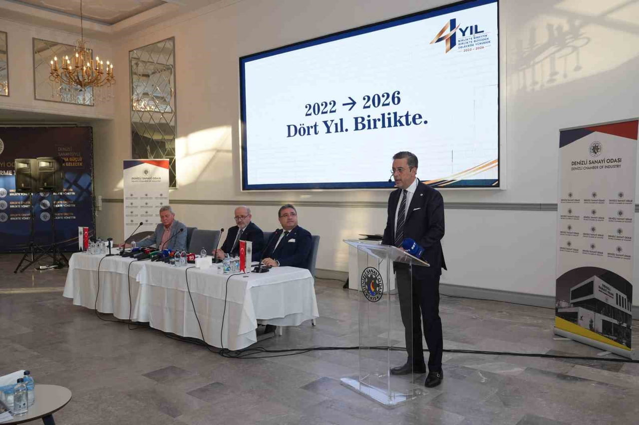 DENİZLİ SANAYİ ODASI, 2022-2026 ÇALIŞMA DÖNEMİNİ DÜZENLENEN DEĞERLENDİRME TOPLANTISIYLA TAMAMLADI....