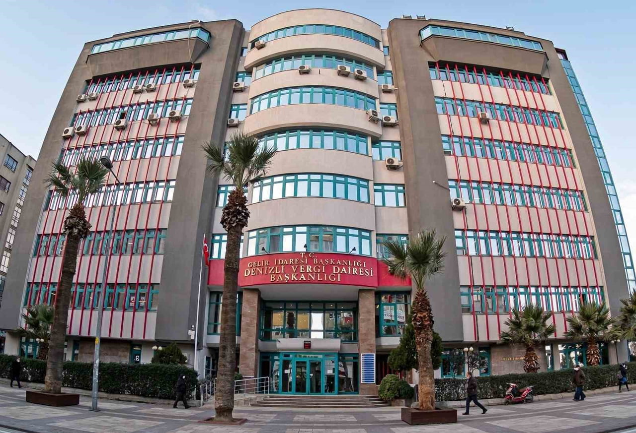 DENİZLİ VERGİ DAİRESİ BAŞKANLIĞI, 2025 VERGİLENDİRME DÖNEMİNDE TAHAKKUK EDEN GELİRLERİNE GÖRE EN...