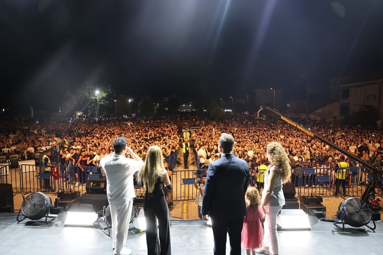 DERYA ULUĞ ÇİVRİL KONSER