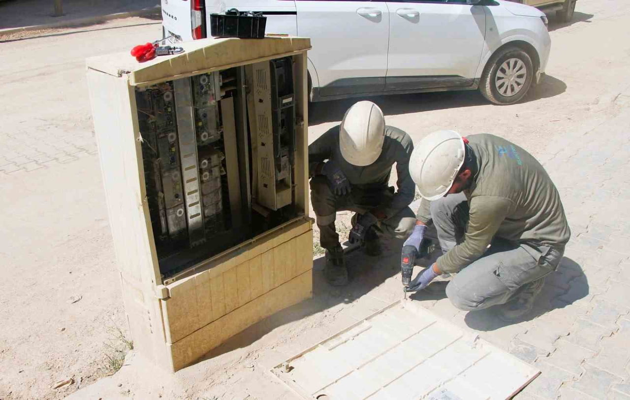 DİCLE ELEKTRİK, ŞANLIURFA GENELİNDE KONTROL ETTİĞİ 14 BİNE YAKIN ELEKTRİK PANOSUNUN YAKLAŞIK 4...