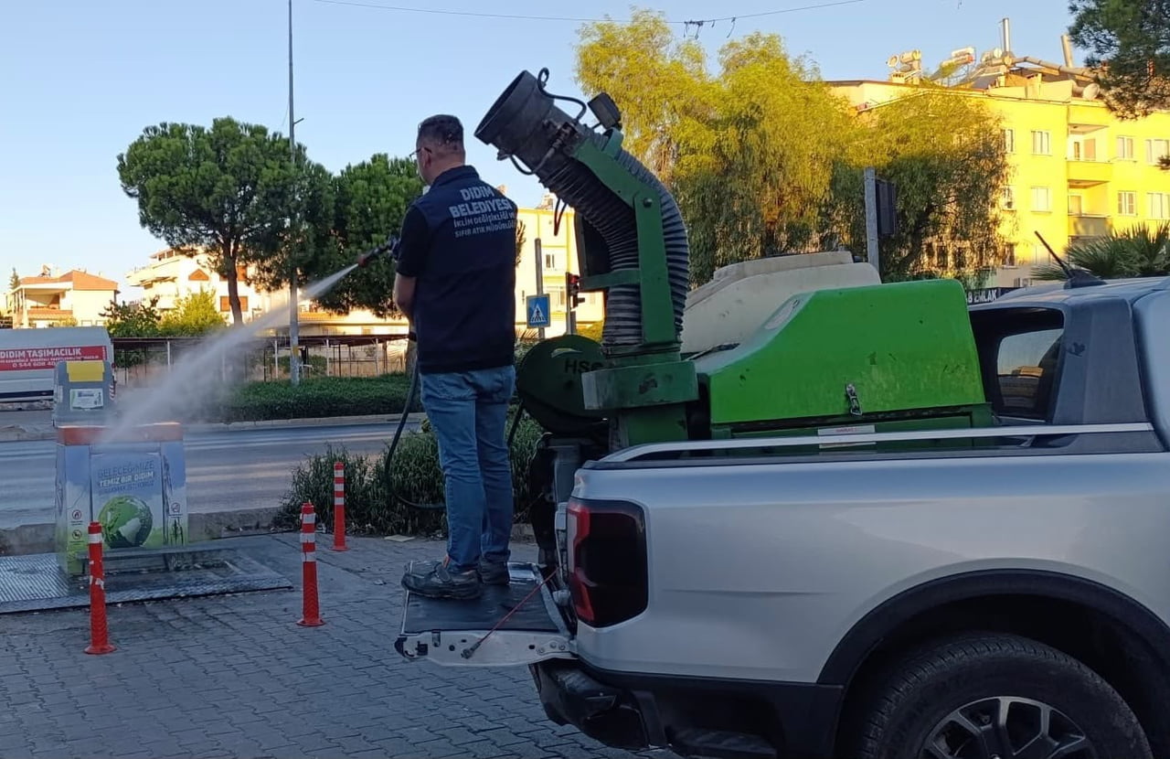 DİDİM BELEDİYESİ, KENT GENELİNDE HALK SAĞLIĞININ KORUNMASINA YÖNELİK ÇALIŞMALARINI DÜZENLİ OLARAK...