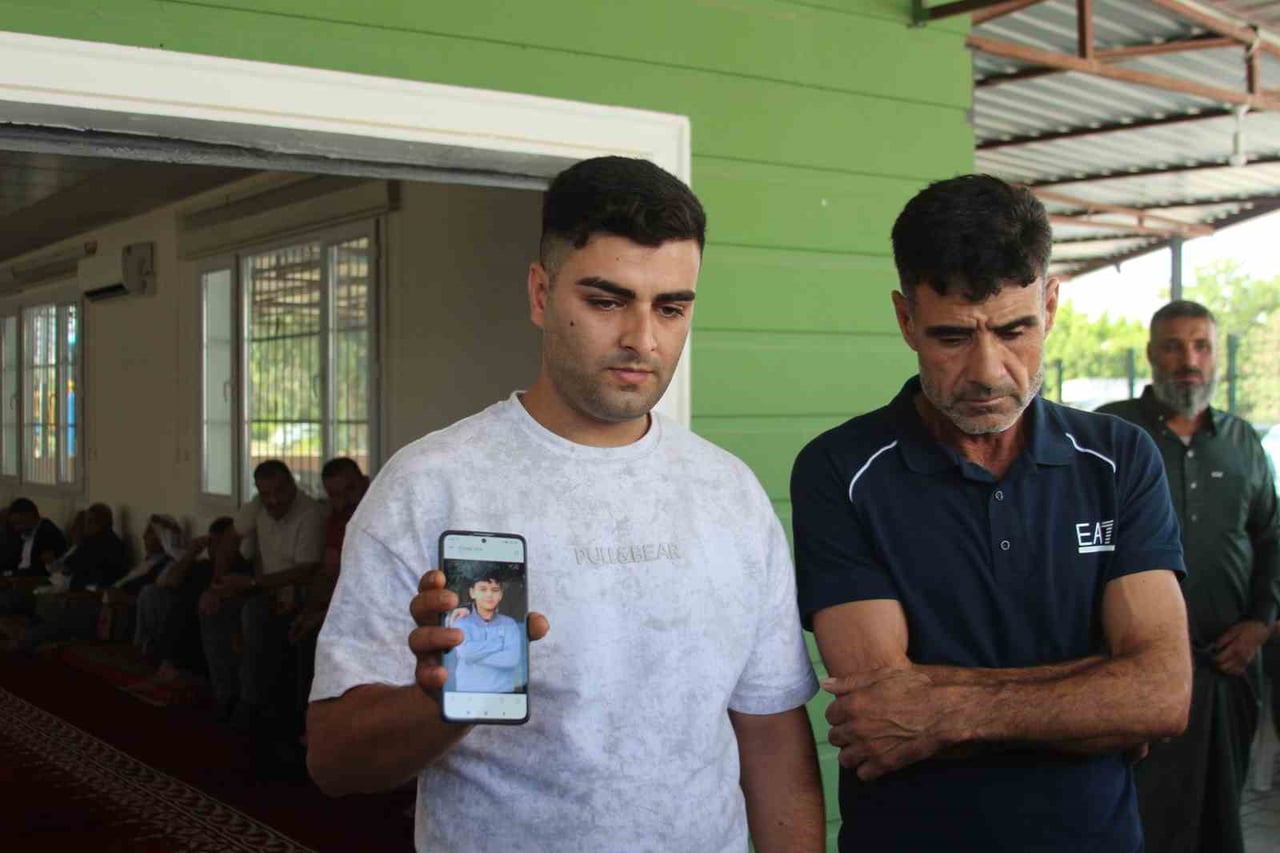 DİŞİ AĞRIDIĞI İÇİN HASTANEYE GİDEN HALİT ÇALIŞAN, EVE DÖNDÜĞÜ SIRADA KARDEŞİNİN VURULMASIYLA ADETA...