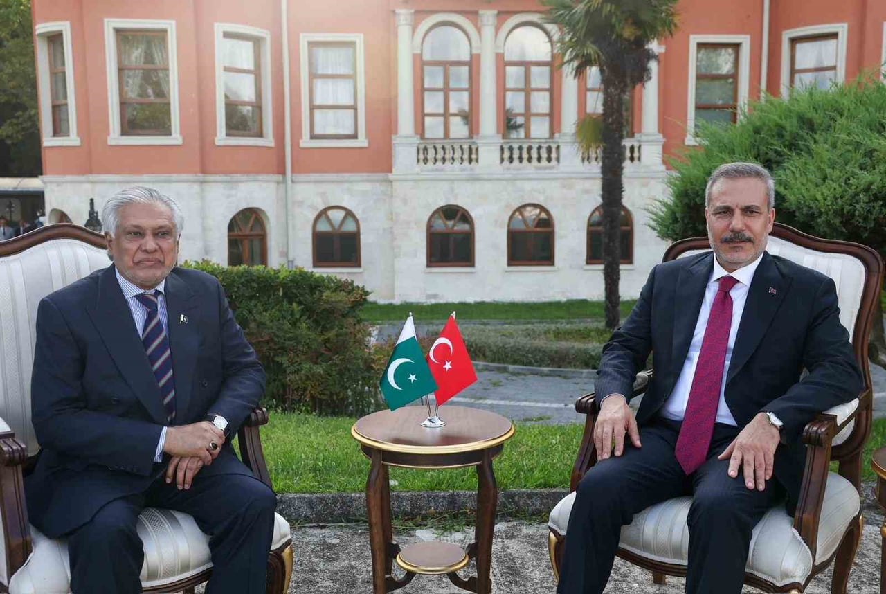 DIŞİŞLERİ BAKANI HAKAN FİDAN İLE PAKİSTAN DIŞİŞLERİ BAKANI ISHAQ DAR ARASINDA GERÇEKLEŞTİRİLEN...