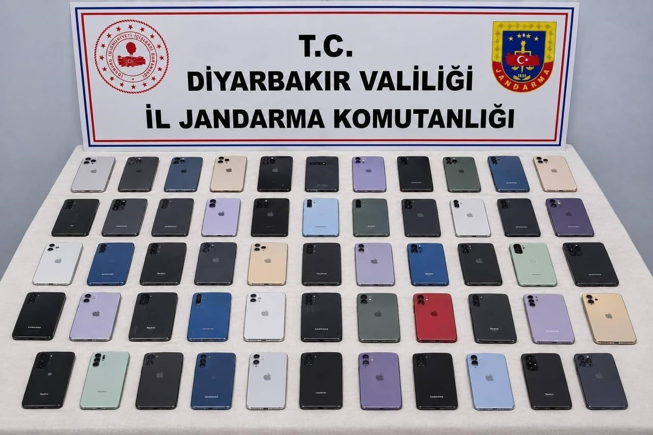 DİYARBAKIR’DA JANDARMA EKİPLERİNCE DÜZENLENEN KAÇAKÇILIK OPERASYONLARINDA, 34 ŞÜPHELİ HAKKINDA...