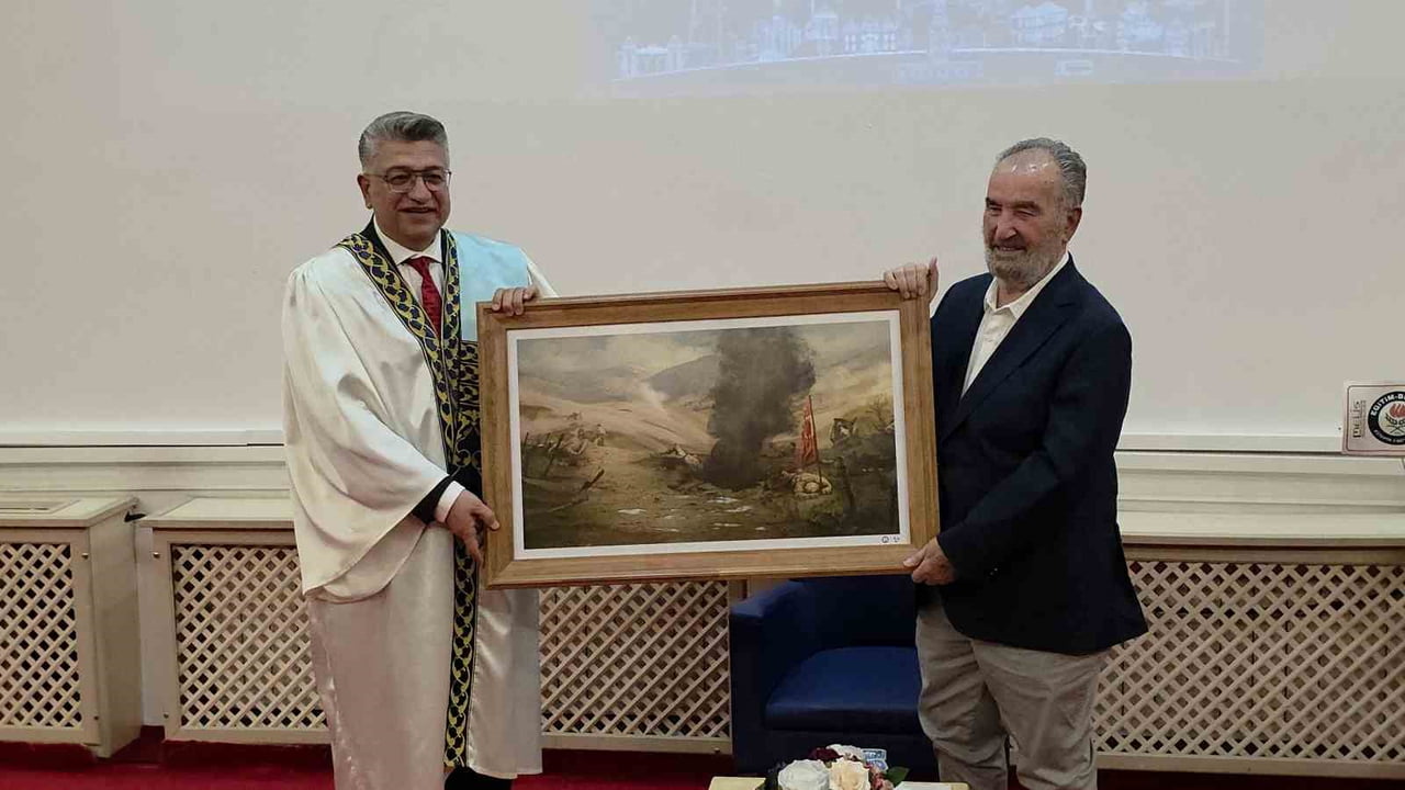 DPÜ REKTÖRÜ PROF. DR. SÜLEYMAN KIZILTOPRAK VE İLAHİYATÇI-YAZAR PROF. DR. HAYRETTİN KARAMAN