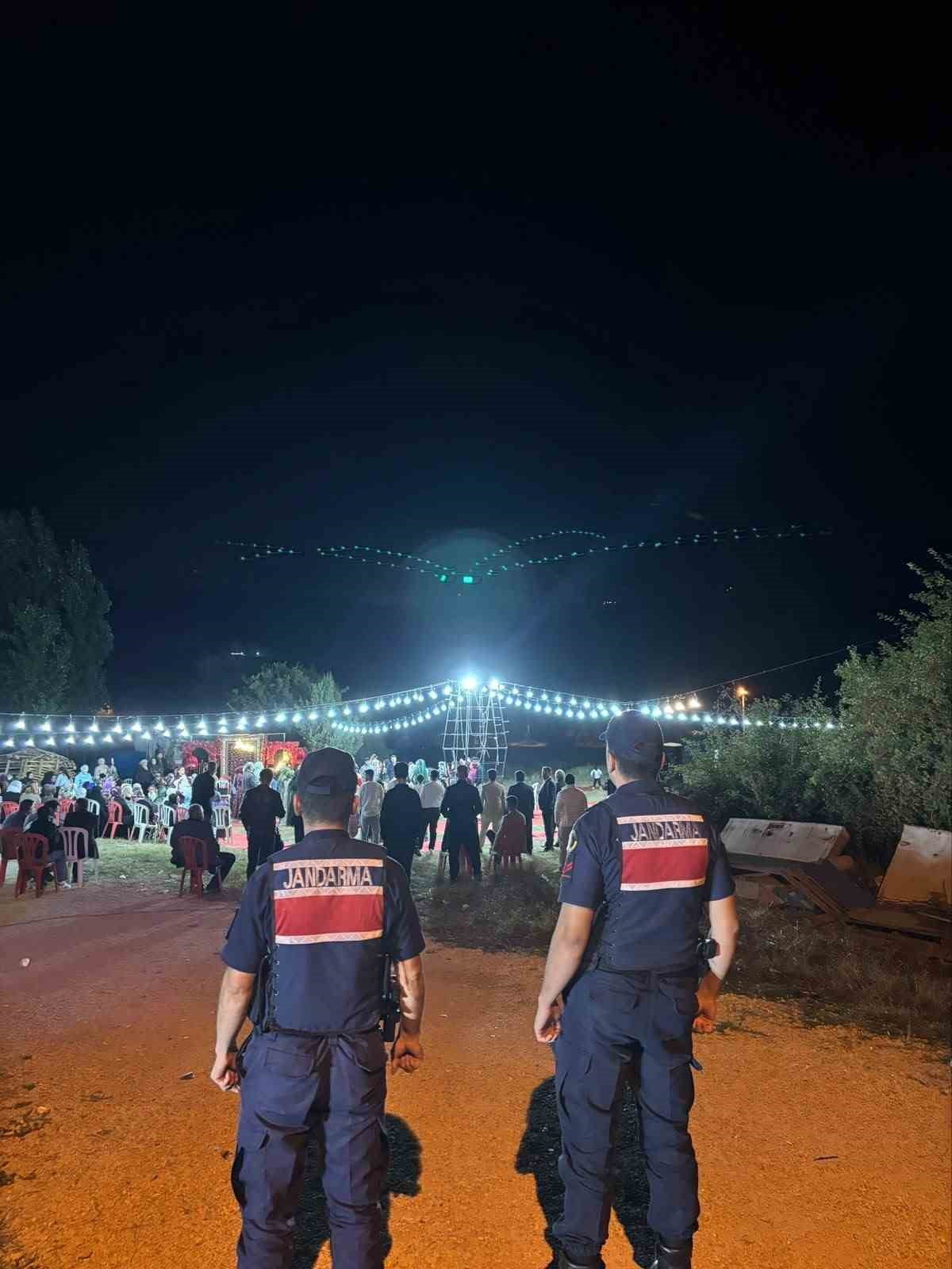 DÜĞÜNLERDE HAVAYA ATEŞ EDEN ŞAHISLARA AĞIR YAPTIRIM