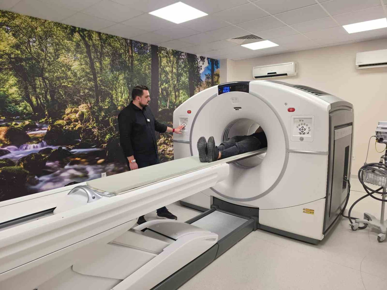 DÜZCE ATATÜRK DEVLET HASTANESİ'NDE KURULUMU TAMAMLANAN PET-CT CİHAZINDA DENEME ÇEKİMLERİ...