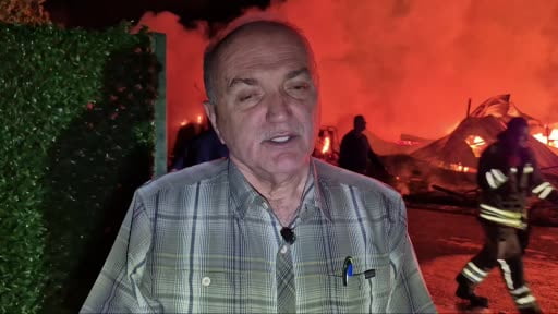 Düzce Belediye Başkanı Faruk Özlü yangını en kısa sürede söndürmeye çalıştıklarını...