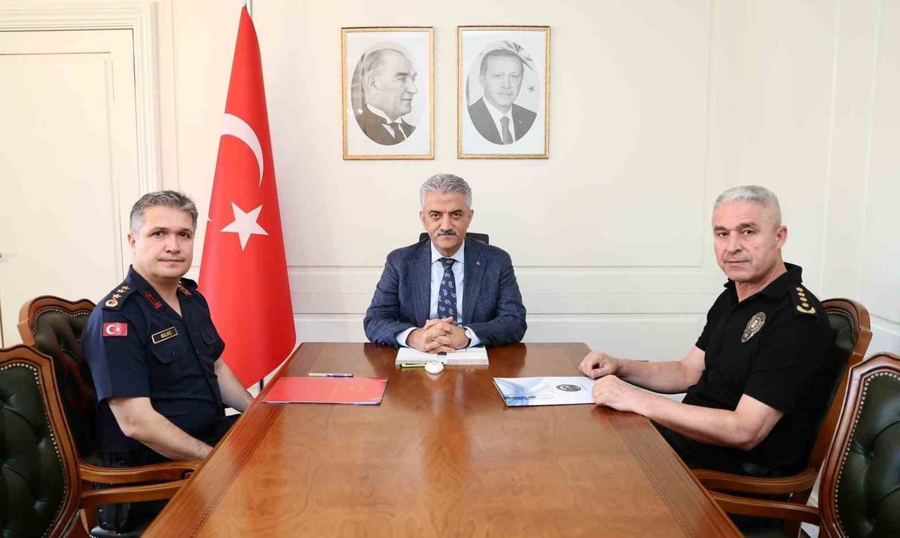 DÜZCE’NİN HUZUR VE GÜVENLİĞİNİN SAĞLANMASINA YÖNELİK ALINAN TEDBİRLER, DÜZENLENEN İL GÜVENLİK VE...
