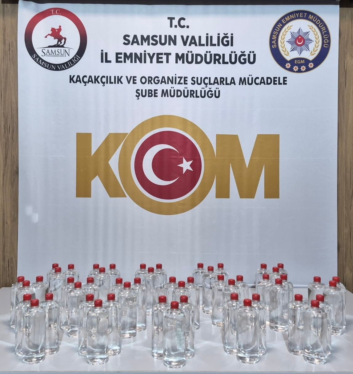DÜZENLENEN OPERASYONDA 51 LİTRE ETİL ALKOL ELE GEÇİRİLDİ.