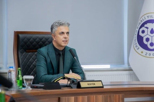 EBYÜ REKTÖRÜ PROF. DR. UFUK KUYRUKLUYILDIZ