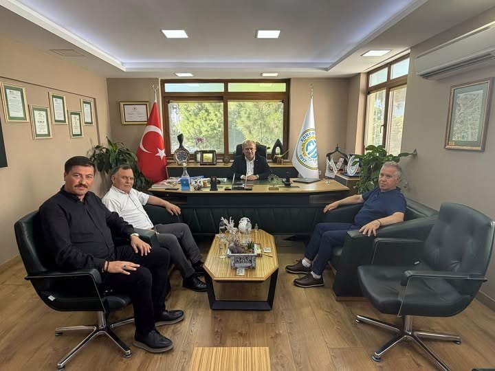 EDREMİT TİCARET ODASI (ETO) GEÇMİŞ DÖNEM YÖNETİM KURULU BAŞKANLARINDAN MEHMET ERTAŞ, ODAYI ZİYARET...