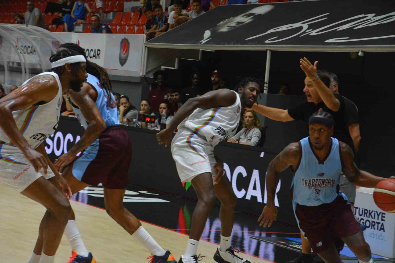 EGE CUP 2026 TURNUVASININ 3. MAÇINDA ALİAĞA PETKİMSPOR, TRABZONSPOR’U 91-73 MAĞLUP ETTİ.