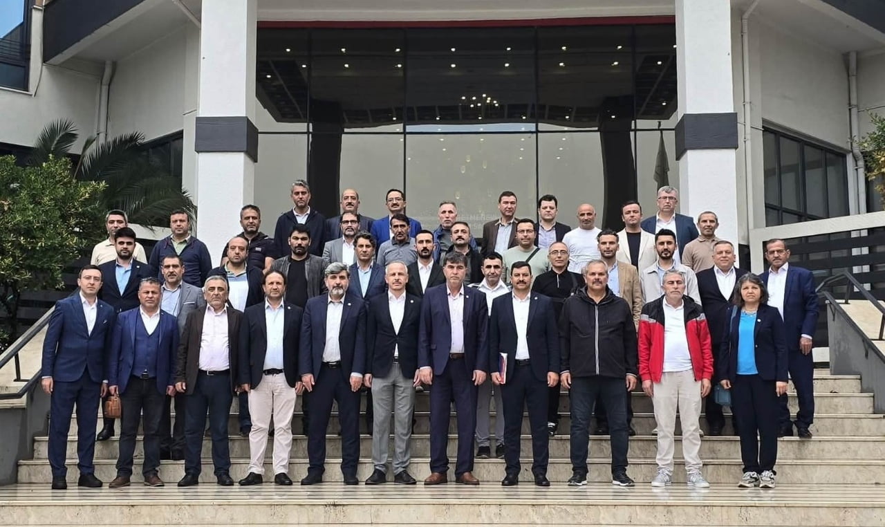 EĞİTİM-BİR-SEN MANİSA 1 NO’LU ŞUBESİ, 8. OLAĞAN GENEL KURUL KAPSAMINDA GERÇEKLEŞTİRİLEN DELEGE...