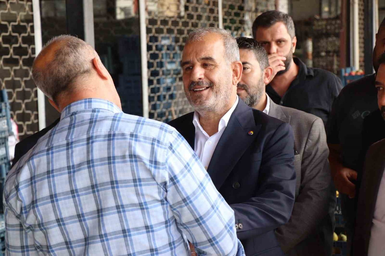ELAZIĞ TİCARET VE SANAYİ ODASI BAŞKANI İDRİS ALAN, ELAZIĞ SEBZE HALİ’Nİ ZİYARET EDEREK KOMİSYONCU...