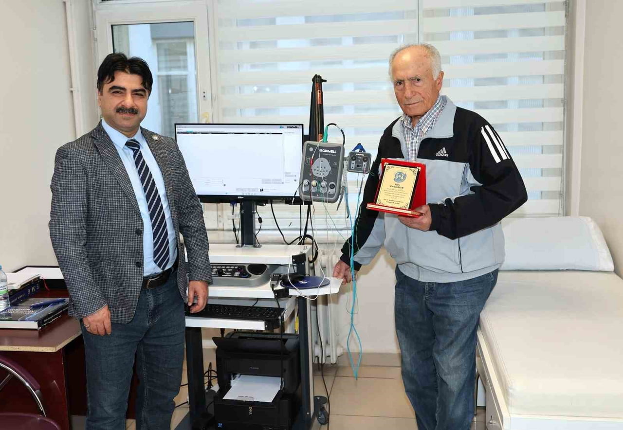 ERCİYES ÜNİVERSİTESİ (ERÜ) TIP FAKÜLTESİ NÖROLOJİ ANABİLİM DALI EEG-EMG ÜNİTESİNDE KULLANILMAK...