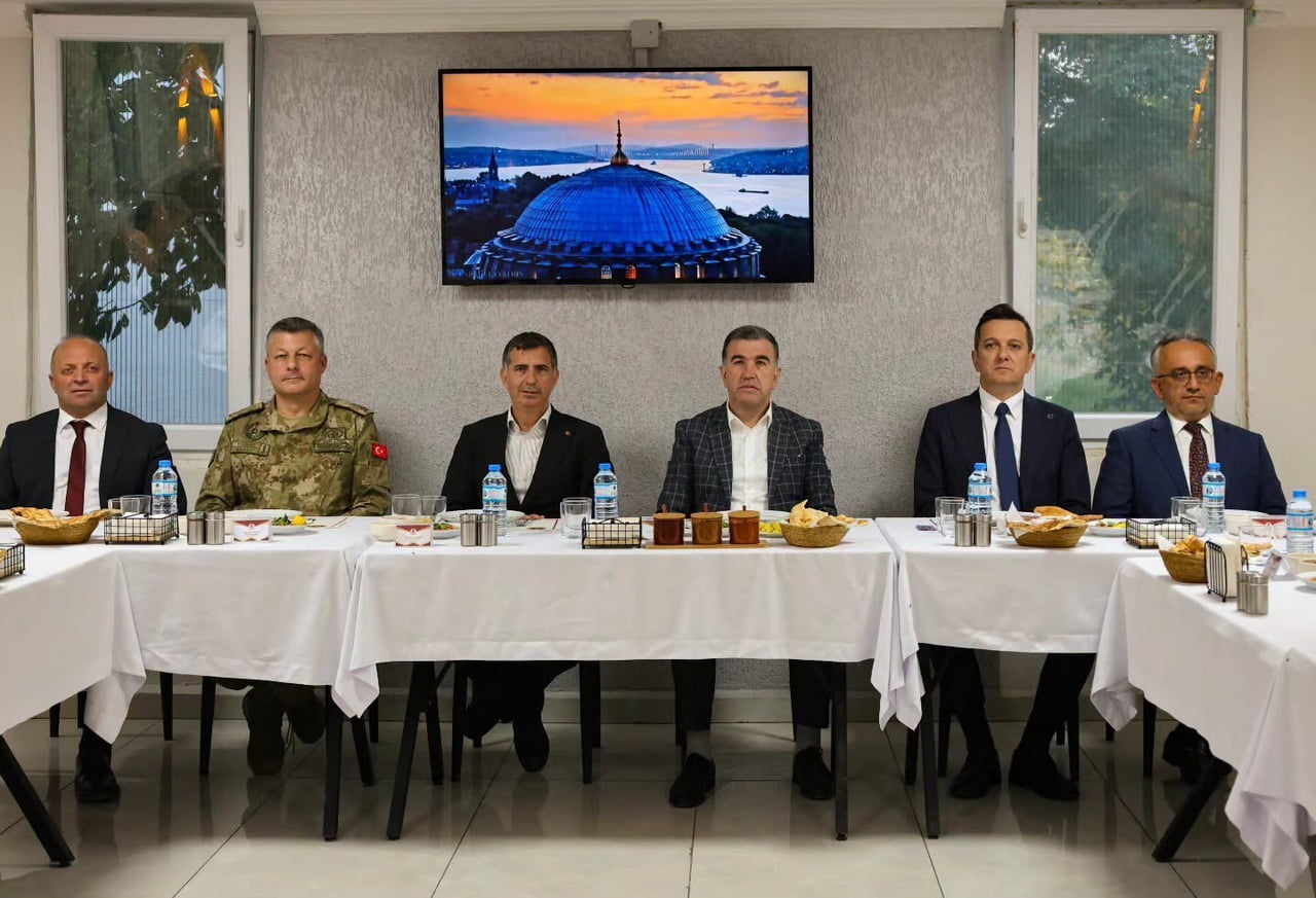 ERKOL VE DANACI İÇİN VEDA YEMEĞİ DÜZENLENDİ