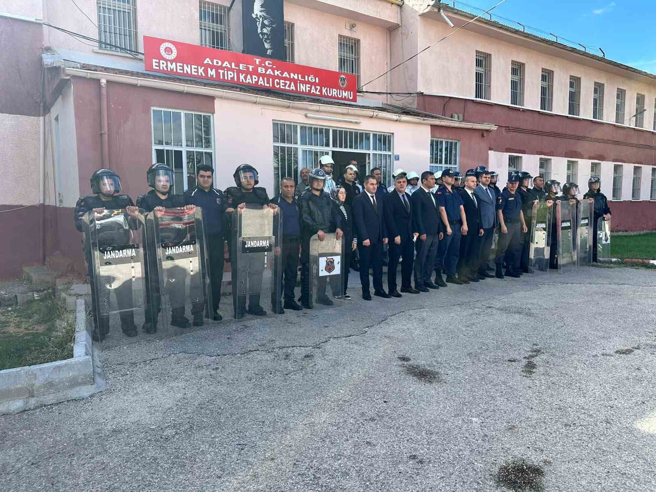 ERMENEK CUMHURİYET BAŞSAVCILIĞI KOORDİNESİNDE ERMENEK M TİPİ KAPALI CEZA İNFAZ KURUMUNDA...