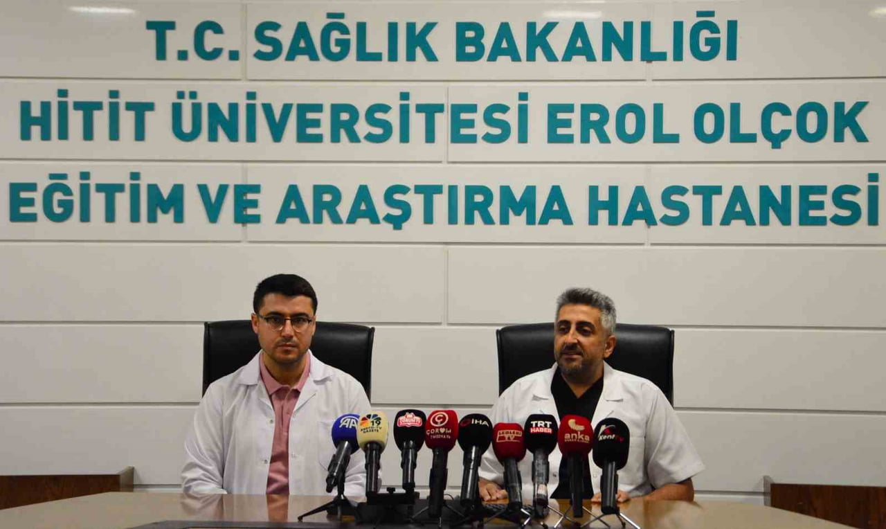 EROL OLÇOK EĞİTİM VE ARAŞTIRMA HASTANESİ BAŞHEKİMİ DOÇ. DR. MUHAMMED GÖMEÇ VE KULAK BURUN BOĞAZ...