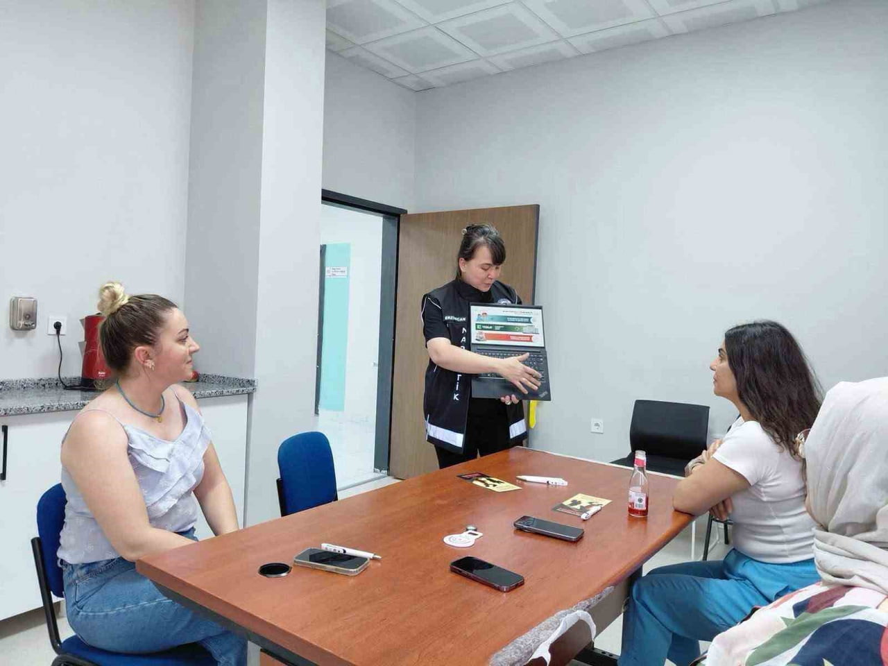 ERZİNCAN’DA 4 BİN 535 KİŞİYE UYUŞTURUCU FARKINDALIK EĞİTİMİ