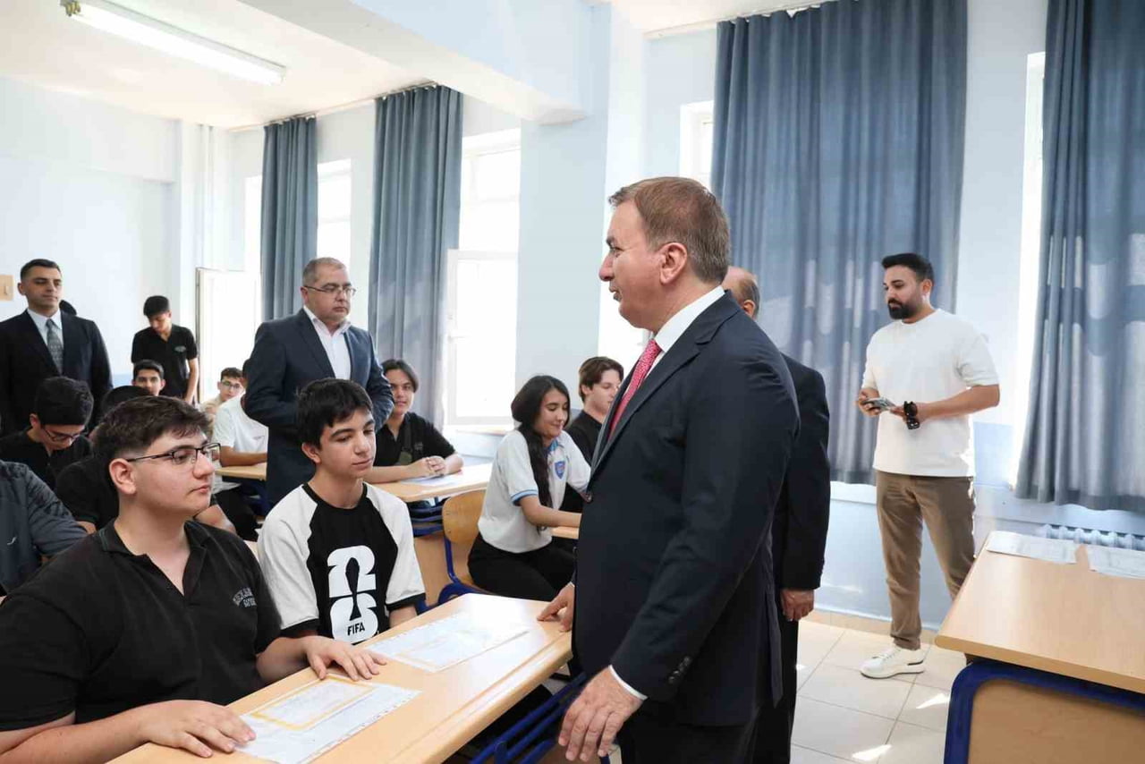 ERZİNCAN VALİSİ HAMZA AYDOĞDU, 2026-2027 EĞİTİM ÖĞRETİM YILININ BAŞLAMASI DOLAYISIYLA MESAJ...
