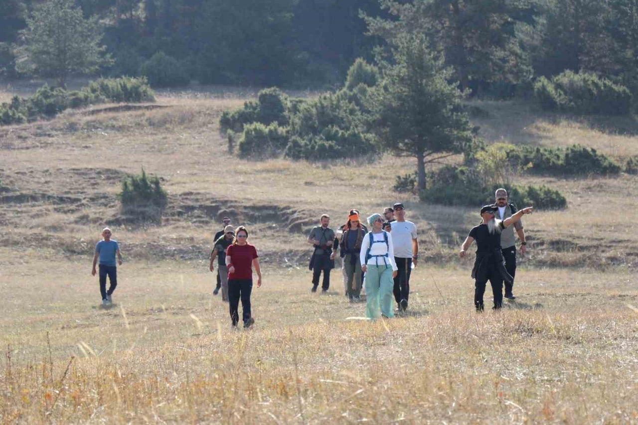 ERZURUM'UN OLTU İLÇESİNDE DOĞA YÜRÜYÜŞLERİ GERÇEKLEŞTİREN OLTU YÜRÜYÜŞ GRUBU, BU HAFTA ROTASINI...