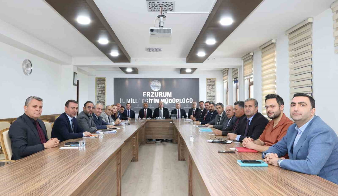 ERZURUM’DA İL MİLLÎ EĞİTİM MÜDÜRLÜĞÜ, MİLLÎ EĞİTİM BAKANLIĞI MÜFETTİŞLERİ VE BİRİM AMİRLERİNİN...