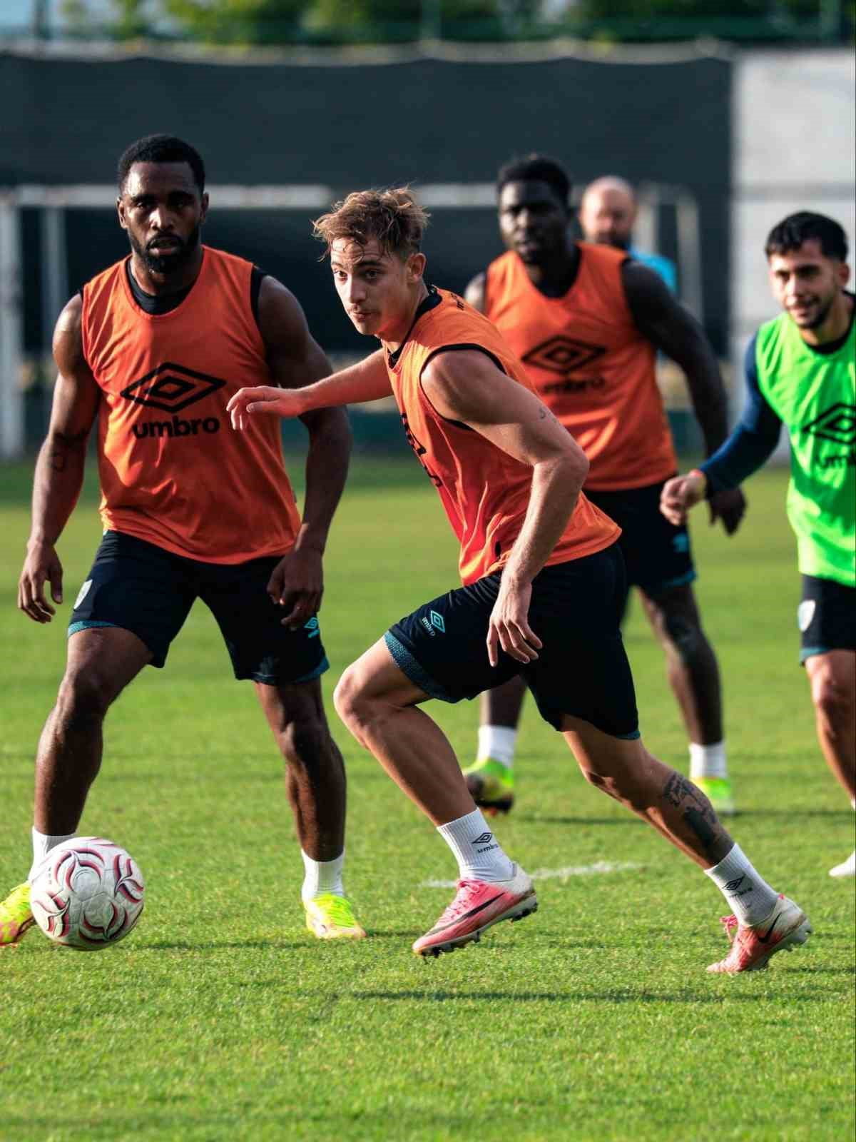 ERZURUMSPOR FK, TRENDYOL SÜPER LİG’İN 4. HAFTASINDA SAHASINDA KONYASPOR İLE KARŞILAŞACAĞI MAÇIN...
